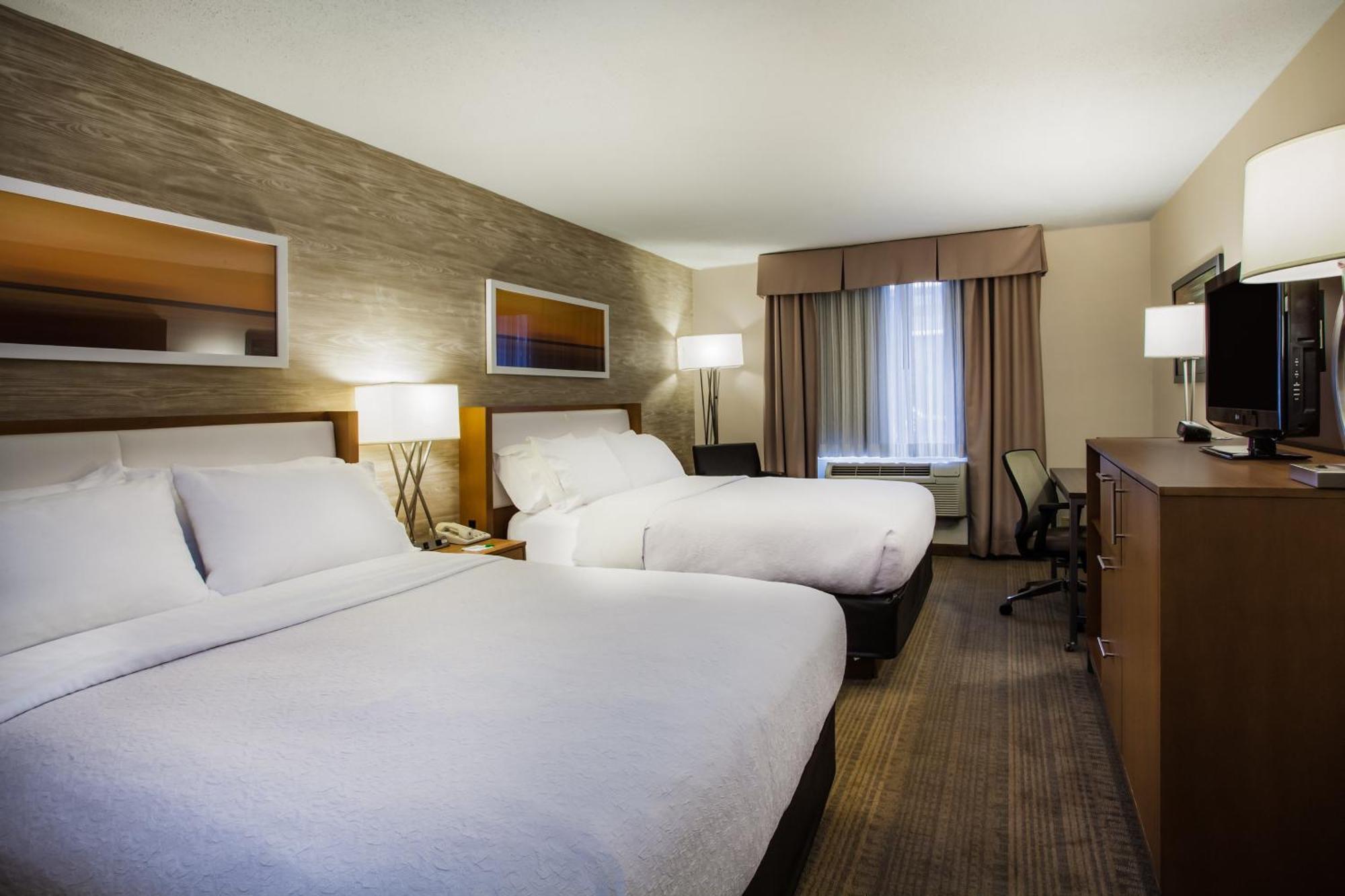 Holiday Inn Saratoga Springs By Ihg Rum bild