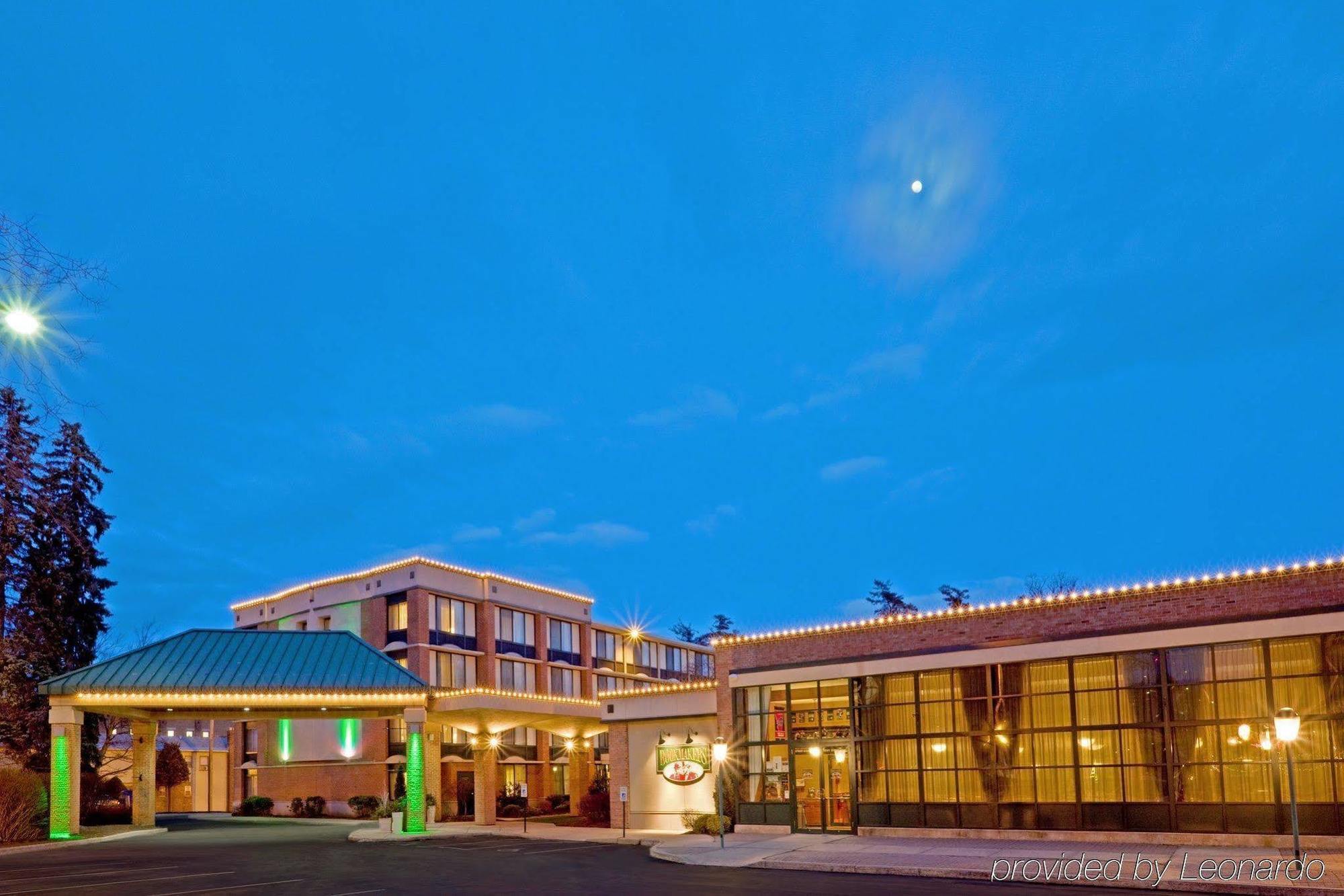 Holiday Inn Saratoga Springs By Ihg Exteriör bild